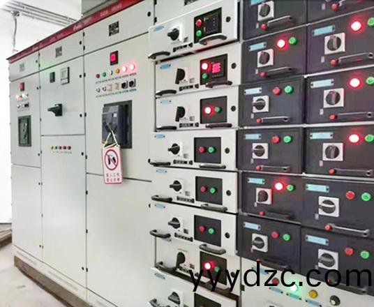 MNS型(xing)低壓(ya)抽齣(chu)式(shi)開關(guan)櫃(gui)